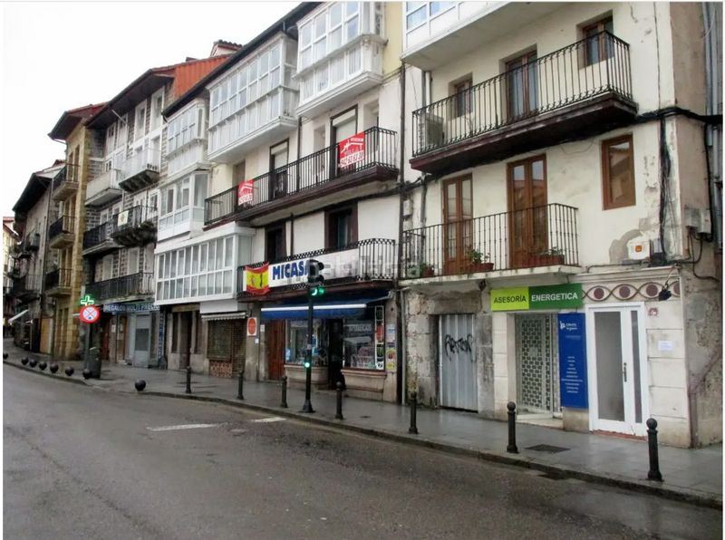 Foto 045dc732-21cf-4b87-81d2-19ac72a3db2d. Local comercial a Centro Laredo