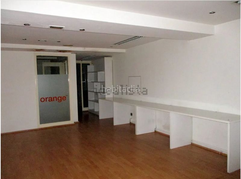 Foto 4ed8faa4-9d96-4002-9560-8f10f5a8eb8e. Local comercial a Centro Laredo