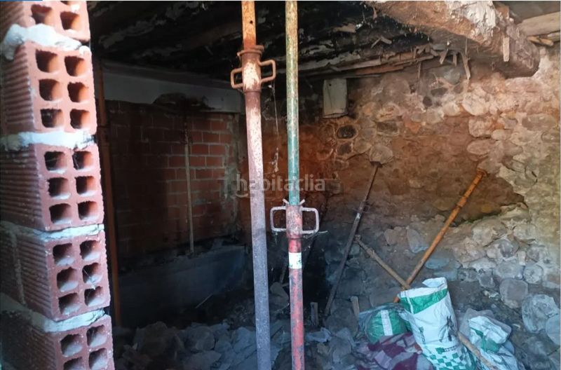 Foto a9b7bf97-136c-49c8-bd08-d18f421e2cd3. Casa adossada a Cerezo - Aspla - Torres Torrelavega