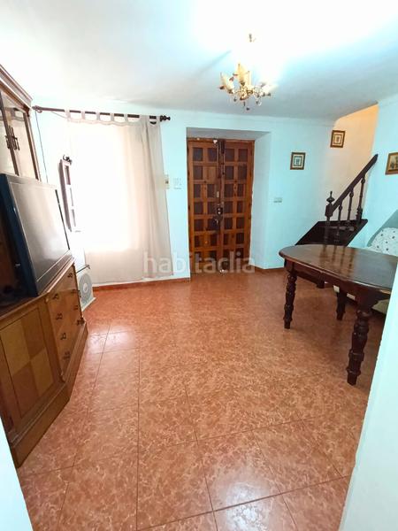 Foto d8f3903a-e11e-436a-87d3-fcee5d9e61e0. Casa  en el centro en Mollina