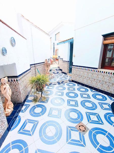 Foto 7e4a4d84-fe3c-48ed-9406-95cfb7d0ca4d. Casa aparellada amb xemeneia calefacció aparcament a Mollina