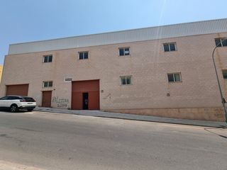 Nau industrial en Piedras Redondas - Torrec�rdenas. Casion nave industrial almeria