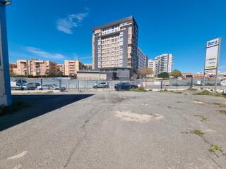 Nau industrial a Ciudad Jardín - Tagarete - El Zapillo. Nave de 6000 m  haciendo esquina en almeria capital
