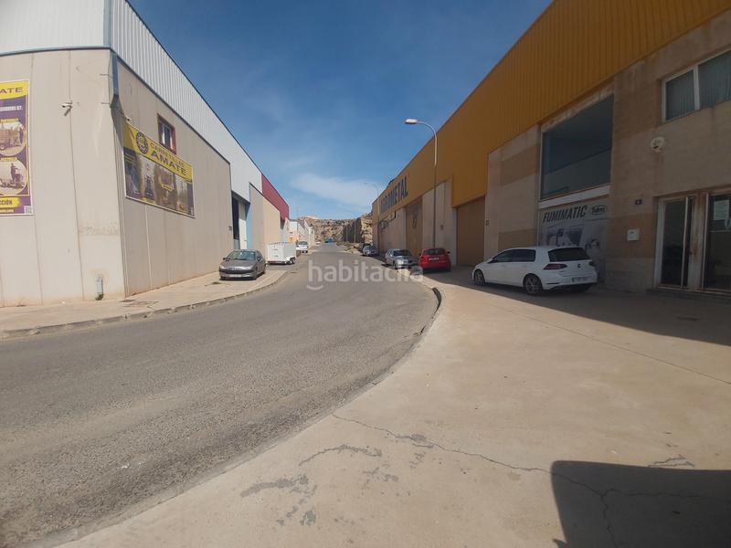 Foto a1675662-4501-4475-9b88-8403314332de. Solar industrial en calle sierra bermeja 1 ocacion se vende solar industrial haciendo esquina en Viator