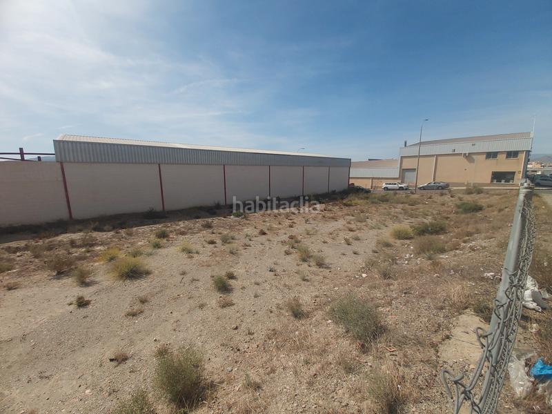Foto b20aef3c-0ac4-40d1-bde4-7792b68d992b. Solar industrial en calle sierra bermeja 1 ocacion se vende solar industrial haciendo esquina en Viator