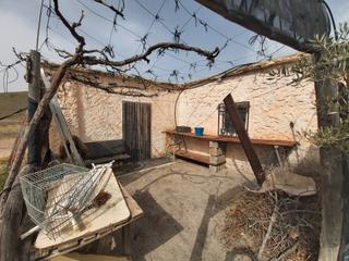 Masia en Grgal. Finca con cortijo en gergal