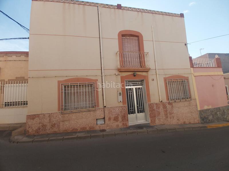 Foto fd88c926-2749-4a81-a409-72d764f2bd3c. Maison dans Tabernas