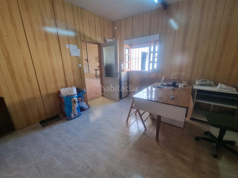 Foto 16a85034-1ab3-4dfd-8da5-b27b3a9a37a6. Bâtiment à usage industriel dans Alhama de Almería