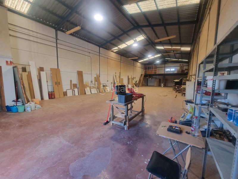 Foto 304be4ea-ecce-449d-8ec7-2a1f74122614. Bâtiment à usage industriel dans Alhama de Almería