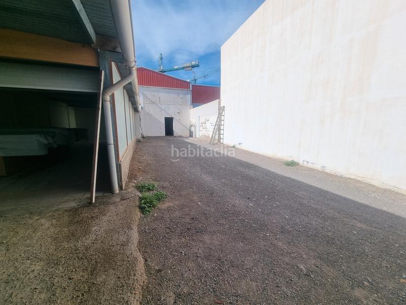 Foto 4a99a40c-0f0a-4dea-9743-4621ad2a77f4. Bâtiment à usage industriel dans Alhama de Almería
