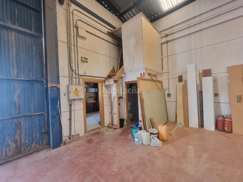 Foto 52ac0aee-8986-4ace-b097-3533aed6a141. Bâtiment à usage industriel dans Alhama de Almería
