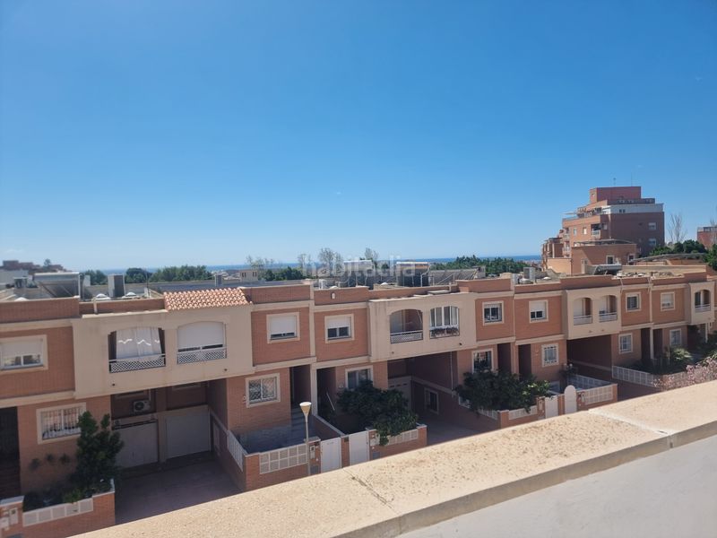 Foto 4714878f-4f0a-4bf9-adad-aaa8b2cceee7. Chalet in calle costa marfil 19 in Los Molinos - Villa Blanca Almería