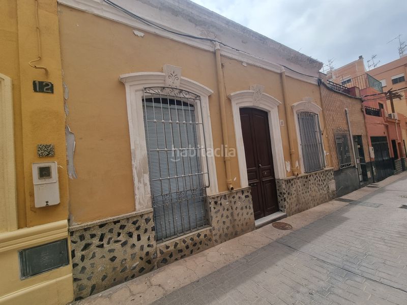 Foto 1b722b65-6907-4ab7-a5d8-164f92b10782. Casa a calle clarín 22 a Centro Almería