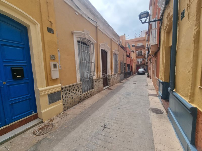 Foto 5c3d7c58-c6b1-4736-ae00-48d5e269d9c2. Casa a calle clarín 22 a Centro Almería