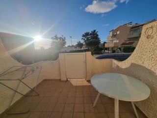 Lloguer Xalet a Retamar. Alquiler de vivienda en retamar