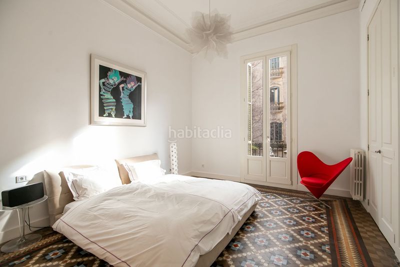 Foto f3a4ea1a-1e4c-4e32-9a48-a270141d044b. Pis amb calefacció a Dreta de l´Eixample Barcelona