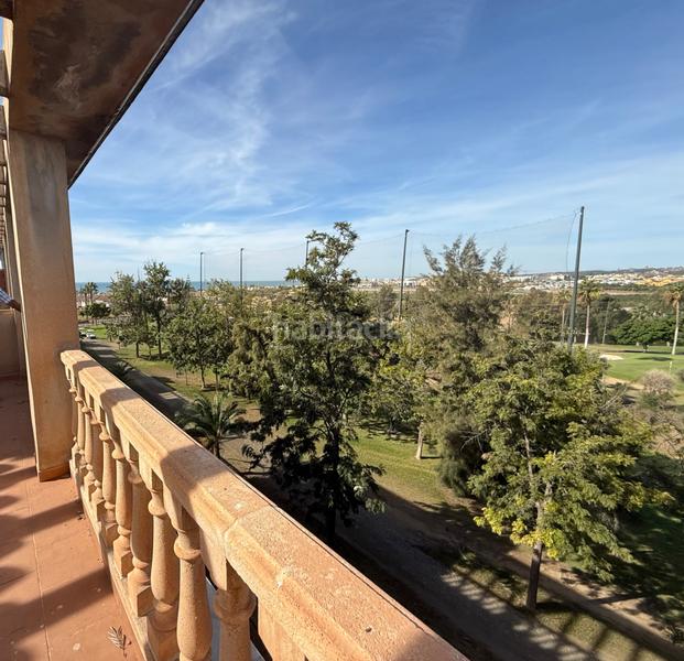 Foto b825b04c-9a05-466c-8bf6-628a60c3a54a. Wohngrundstück in calle aligustres de baviera 23 in Caleta de Velez