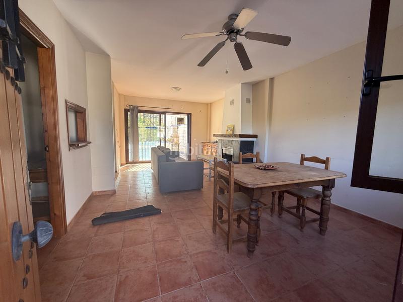 Foto e7a7a590-5e4d-4443-8647-788cbe338689. Gebäude in diseminado diseminados 138 in Guaro