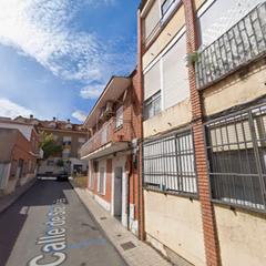 Casa adossada  Calle de santa inés. Casa en calle santa inés 26