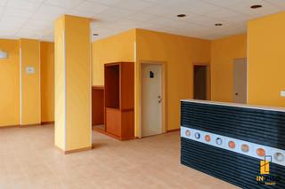 Local commercial à Foso-Moreras. Local comercial en venta en aranjuez