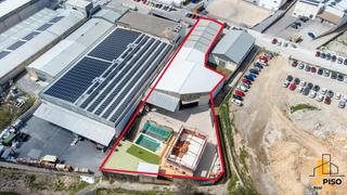 Nau industrial en Alcal la Real. Propiedad multifuncional en venta: nave industrial con vivienda