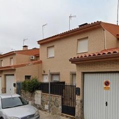 Reihenhaus  Calle san isidro 15. Chalet adosado en pantoja