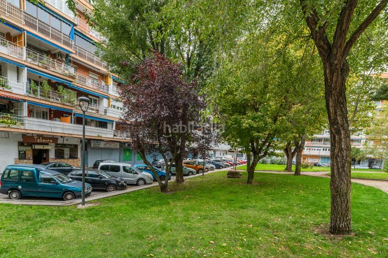 Foto 04c2804c-e1cd-40a8-a6df-7a546eed00c0. Locale commerciale in calle de montecarlo 7 in Villafontana - Estoril I Móstoles