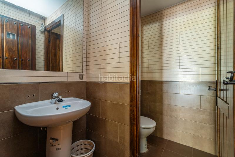 Foto 192c23bc-bfdf-4fa5-a1f8-54a5f3c2904f. Locale commerciale in calle de montecarlo 7 in Villafontana - Estoril I Móstoles