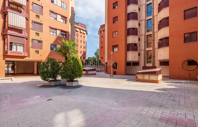 Foto db4e384e-f96d-49d0-b630-c670c392c93c. Àtic amb calefacció aparcament piscina a Simancas Madrid