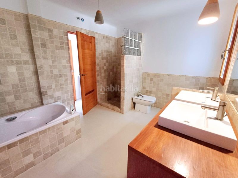 Foto f4f6fba8-45cf-4e0a-9e30-e93b905fa382. Casa amb calefacció aparcament piscina a puerto Galapagar-las cuestas Galapagar