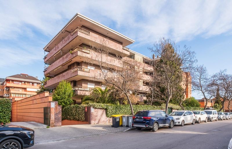 Foto 8d7b0a71-9cf7-4315-bf01-0356fb98c995. Pis amb aparcament piscina a Quintana Madrid