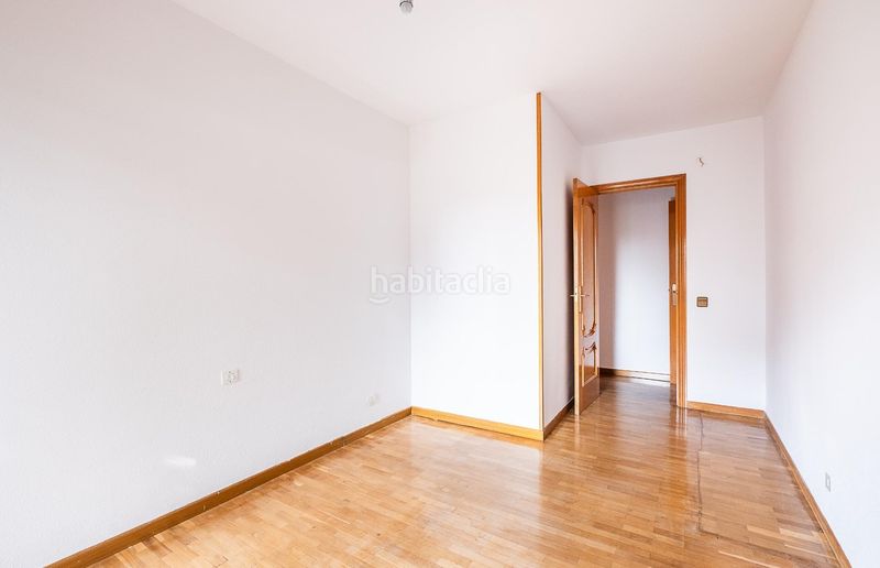 Foto ae736e8b-73bd-4709-af1f-df66b20d0ff4. Pis amb aparcament piscina a Quintana Madrid