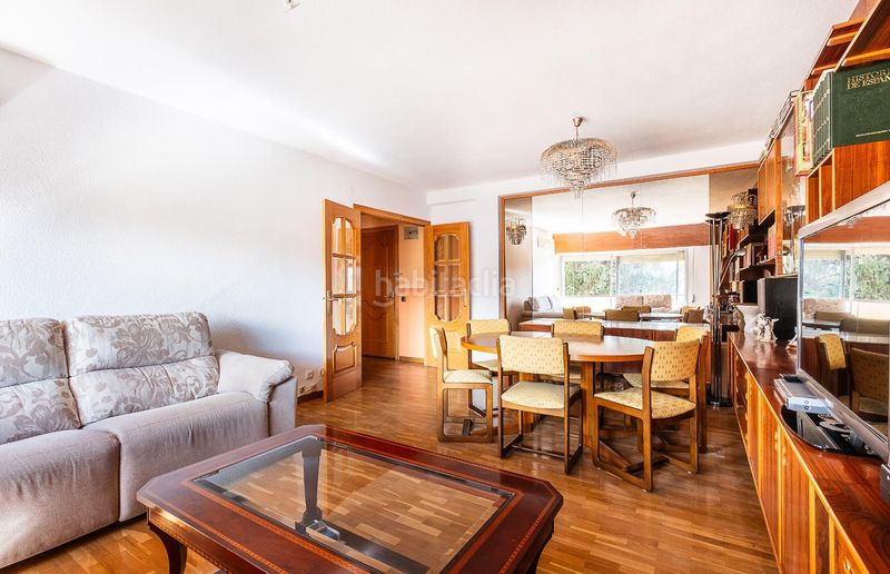 Foto cbe5f4b2-1fb6-486c-832c-61501e34c2ab. Pis amb aparcament piscina a Quintana Madrid