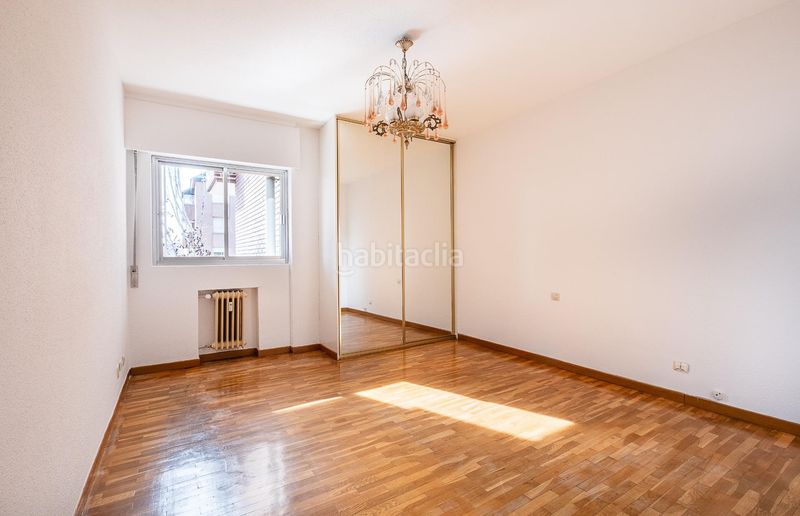 Foto d982466b-1e4d-474d-b06e-96db31dc835d. Pis amb aparcament piscina a Quintana Madrid