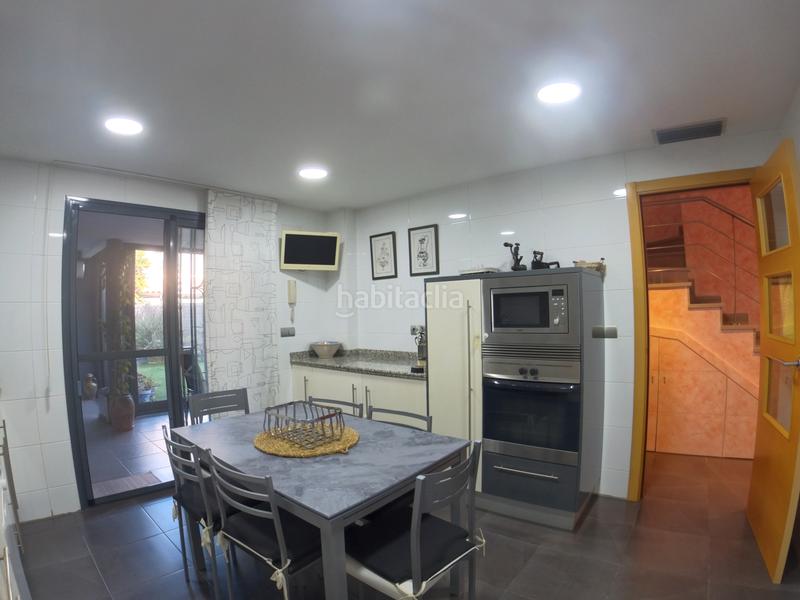 Foto 6b21261c-b9e1-448c-9793-9d3aa998487c. Xalet amb aparcament piscina a Parque Sensal Castellón de la Plana