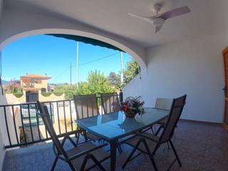 Casa adossada  Avenida sur. Exclusiva propiedad a pocos metros del mar