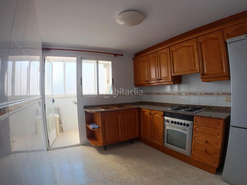 Foto 59a4032f-c98d-4120-9ded-2cdd6df23eba. Appartement avec parking dans Llombai Burriana