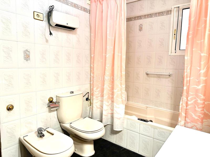 Foto e5419475-aaf1-4ad8-9b71-12a68aa611a3. Casa  con local, grandes terrazas y múltiples opciones de uso – lista para entrar a vivir. en Vall d´Uixó (la)