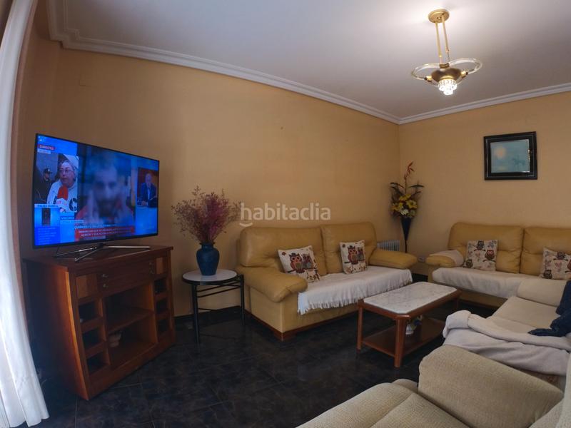 Foto f9d4ec30-6e23-44be-9377-0c51066a3416. Casa  con local, grandes terrazas y múltiples opciones de uso – lista para entrar a vivir. en Vall d´Uixó (la)