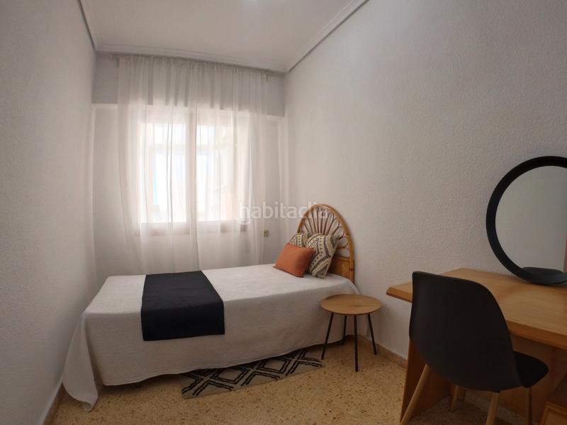 Foto 098e1dc8-5db4-4835-aa91-854a24a3ebdc. Flat with parking in Avenida de Valencia - Avenida de Casalduch Castellón de la Plana