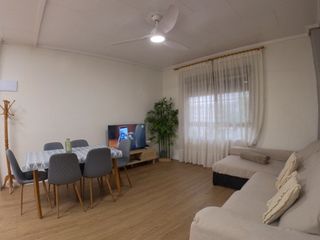 Flat  Avinguda mediterrània. 1.	apartamento turístico operativo en primera línea de puerto de