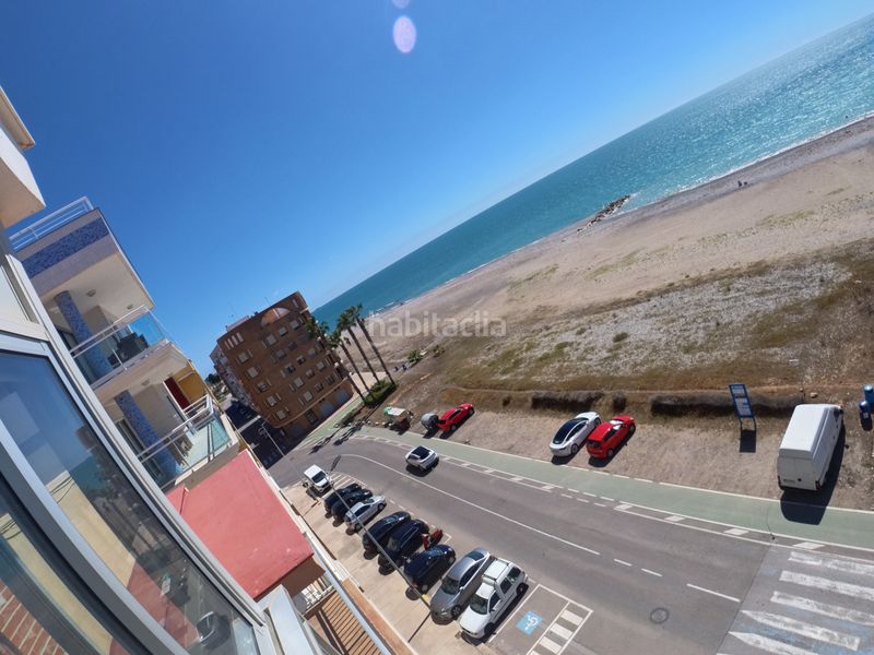Foto f3dae21e-2b0a-4f57-a462-4a02cb71fc21. Pis a Playa Burriana