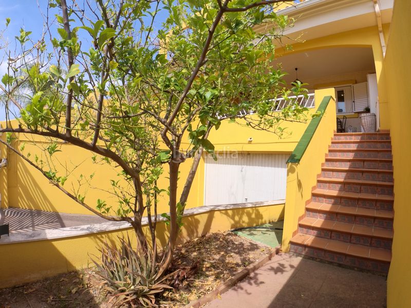 Foto 51b88815-de29-417a-a4a6-8055da80c5a2. Casa adossada amb xemeneia calefacció aparcament piscina a Sagunt