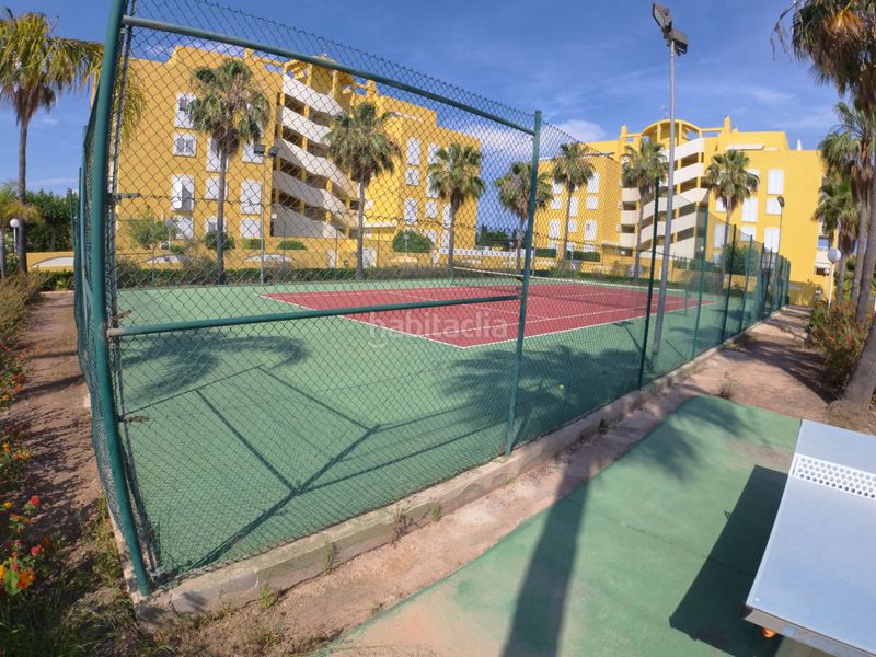 Foto b027e998-01d2-4b32-b316-6952ba11e216. Casa adossada amb xemeneia calefacció aparcament piscina a Sagunt