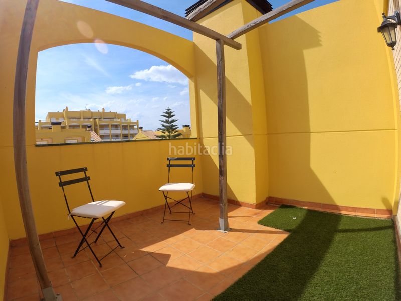 Foto b25e5fdb-50d8-45fc-ba0a-e5b8cb63f870. Casa adossada amb xemeneia calefacció aparcament piscina a Sagunt