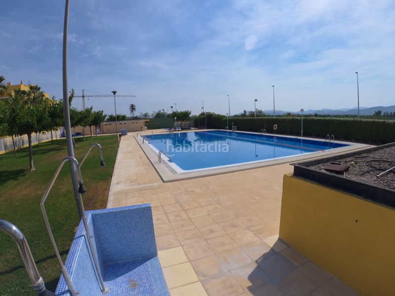 Foto d2cea75b-036e-45fc-9f3f-8930c8ebfc86. Casa adossada amb xemeneia calefacció aparcament piscina a Sagunt