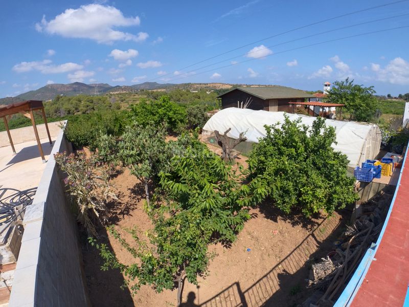 Foto bcfee6ae-4680-42e1-816b-a6ed312ae91c. Xalet amb aparcament piscina a Centro-El Castillo Sagunt