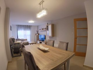 Pis  Carrer alqueries. Piso de 127 m² con ascensor y trastero, 3 habitaciones y 2 baños
