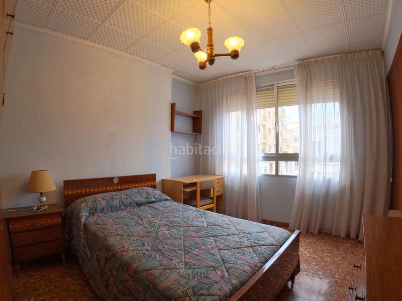 Foto e78a75b3-47b6-46bc-9e67-209a22944833. Piso amplio piso exterior con 4 dormitorios, terraza y balcón en Nules