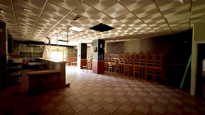 Foto ac79a80c-d97c-49c7-b231-de3691049d30. Rent business premise in calle tigris 1 in Parque Alcosa Sevilla